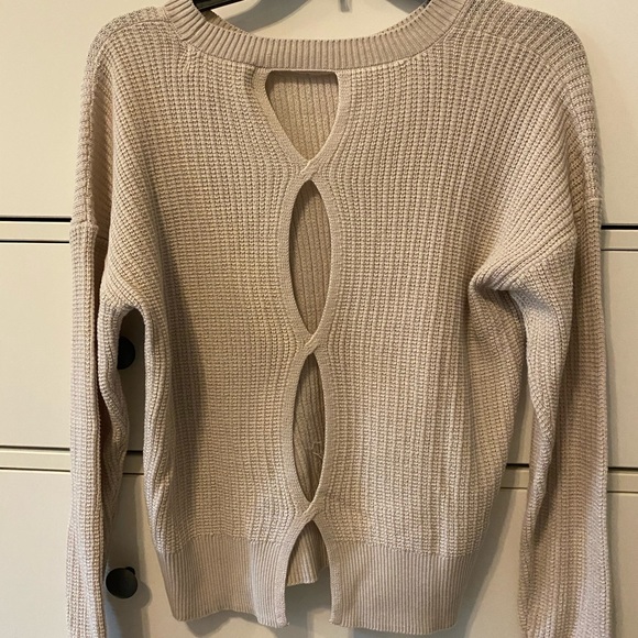 Pink Rose Beige Sweater - Picture 2 of 3